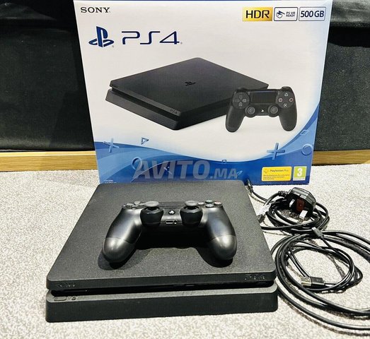 Ps4 Slim avec fifa gta