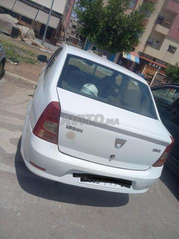 Dacia Logan Diesel Manuelle 2011 à Ain Aouda - 2