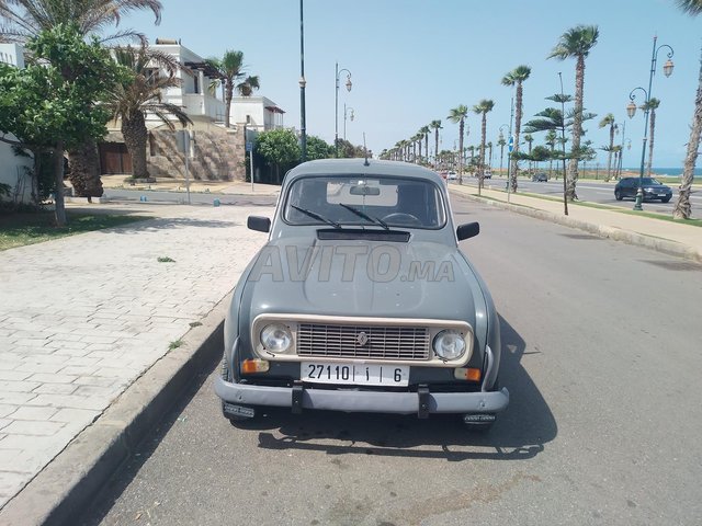 Renault R4 Essence Manuelle 1991 à Temara