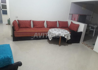 شقة رائعة في حي مولاي عبد السلام قرب البحر 