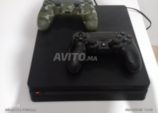 PS4 slim très bon etat