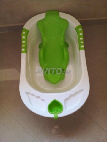 baignoire et coussin d allaitement 