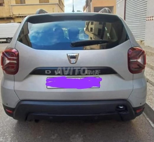 table dacia duster 2023