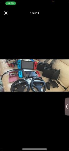 2 Nintendo switch et 2 Nintendo switch lite 