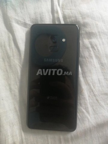 Samsung galaxi a8