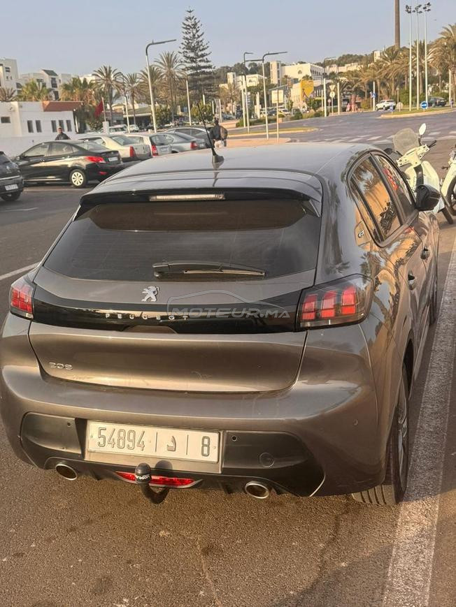 Peugeot  208 tout options prix 153 000 dh 