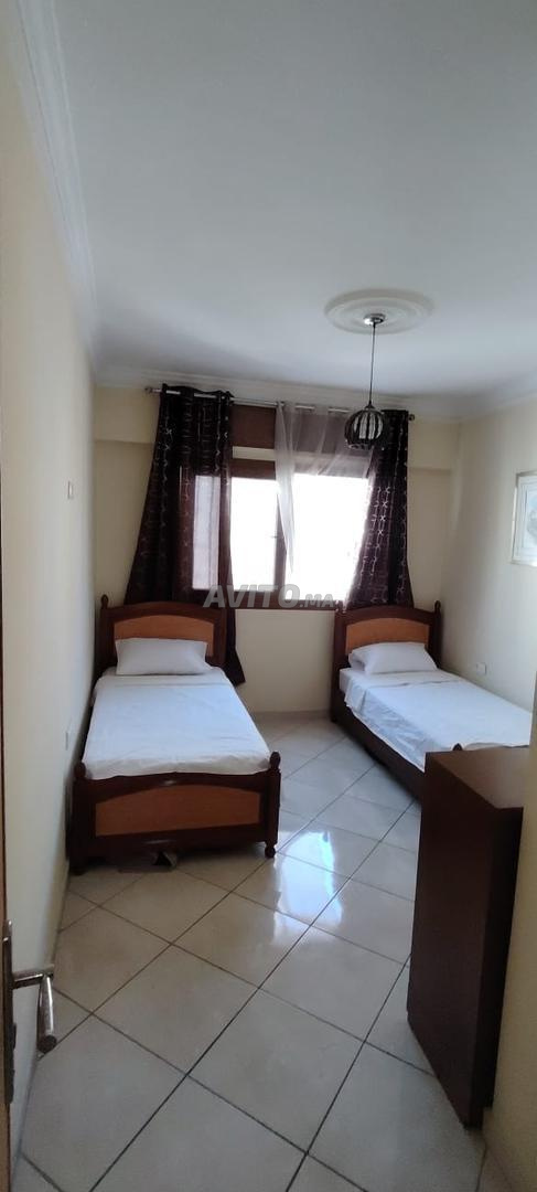 Appartement meublé à louer quotidiennement pour les familles sans intermédiaire