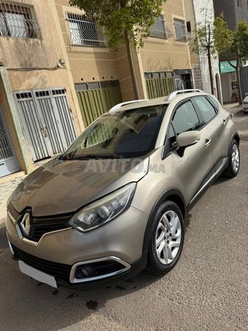  Renault Captur intense 