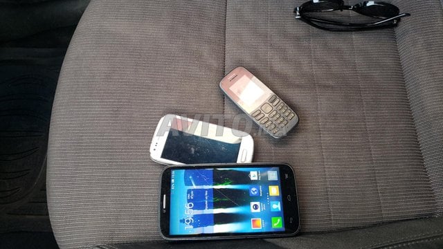 Samsung s3 Nokia pile alcatel 