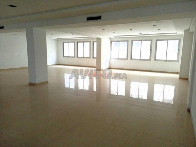 Location Bureau 1 piéces de 124 m2 à Casablanca