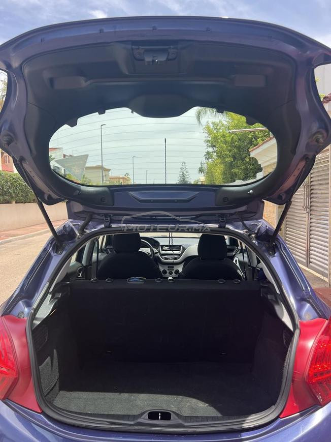 Peugeot 208 Diesel Manuelle 2014 à Rabat