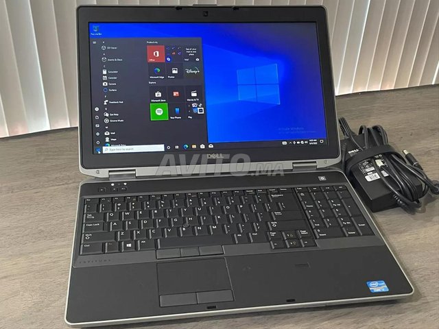 Dell i5 Ram 8 Disc 256 SSD écran 15 
