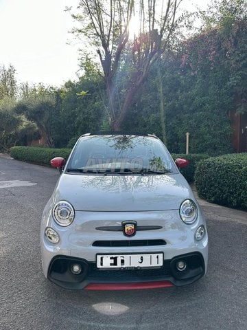 Fiat 500 Abarth 695 cabriolet 2023 à Casablanca