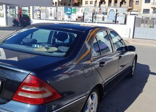 Mercedes Benz C220