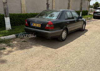 Mercedes-Benz Classe C Essence Automatique 1997