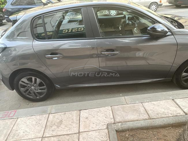 Peugeot 208 Diesel Manuelle 2022 à Rabat