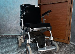 fauteuil roulant électrique pliable 