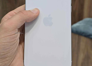 iphone 15 normal kolchi jdid fih nbicha