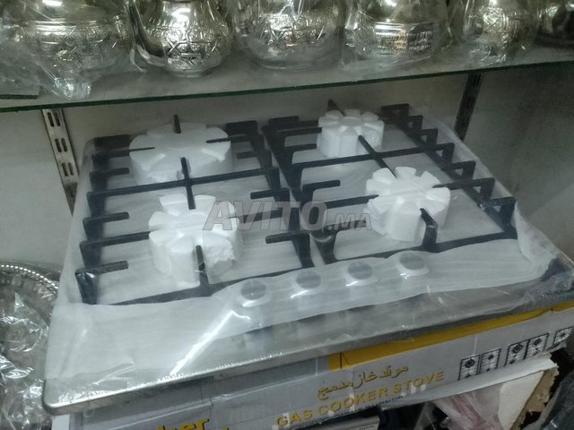 Boutagaz 4 four inox automatique avec les piles 