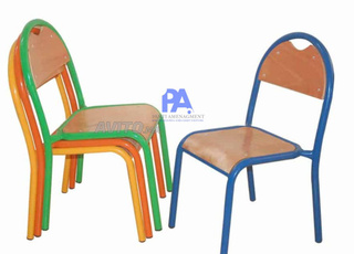 Chaise semi métallique