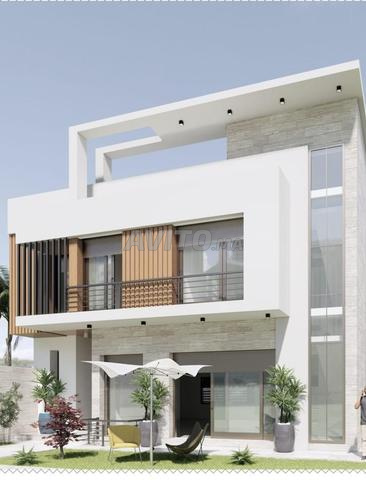 Villa Semi-Finie de 260 m² avec 3 Niveaux