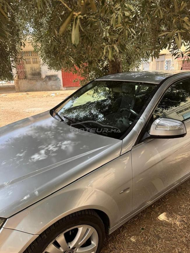 للبيع سيارة مرسيدس 220 موديل 2007 بحالة ممتازة