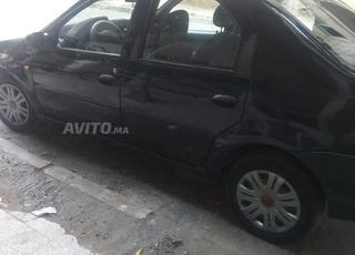 vente voiture Dacia Logan bon état 