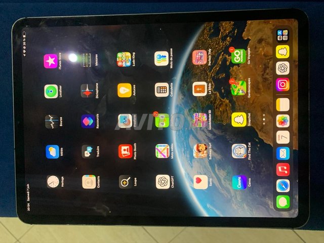 IPAD AIR 11 POUCES ENCORE NEUF 