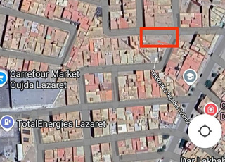 Terrain à Vendre de 120m² 2 façades  à Oujda.