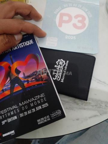 7 cacartes black avec macaron 