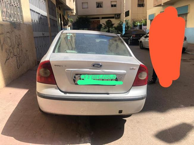 ford focus ghia