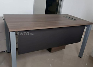 BUREAU SEMI METALIQUE