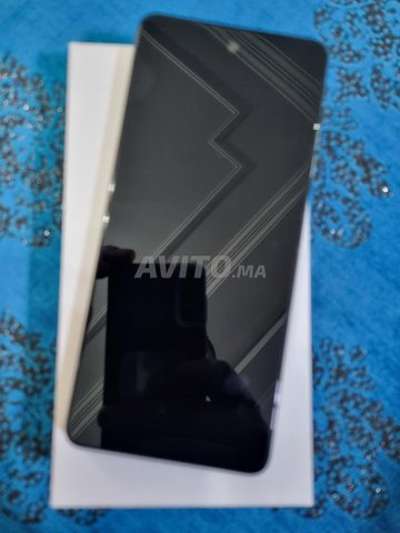 motorola 128Go Ram 12Go