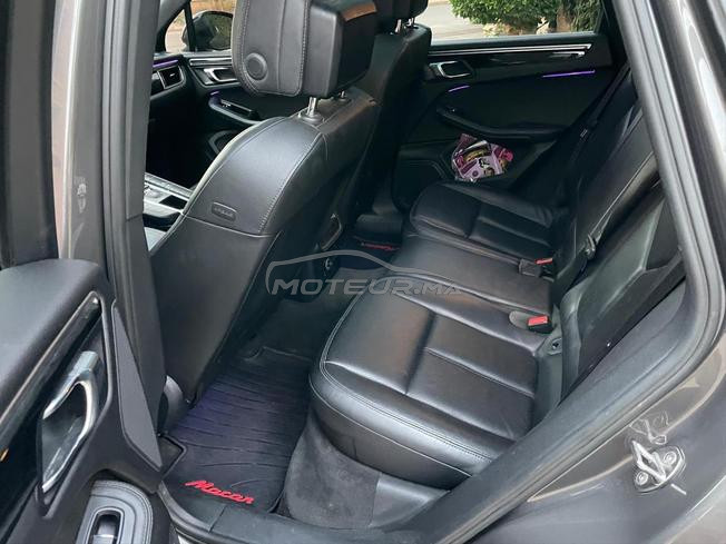 PORSCHE MACAN SPORT 