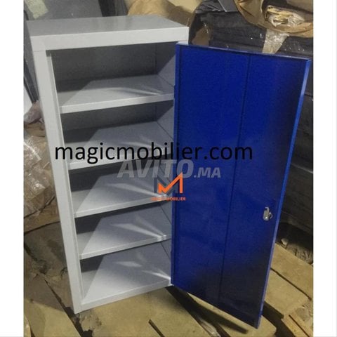 Armoire métallique خزانة معدنية