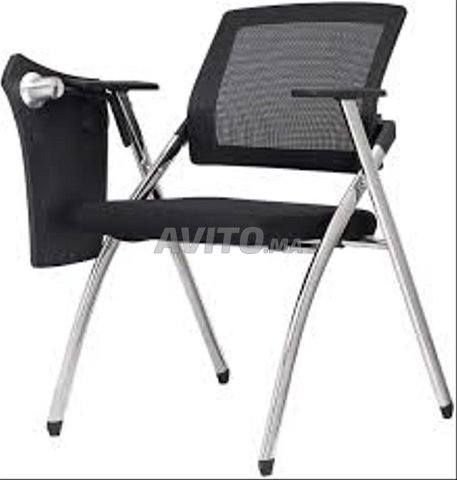 chaise pliable avec écritoire en plastique ENSTOCK