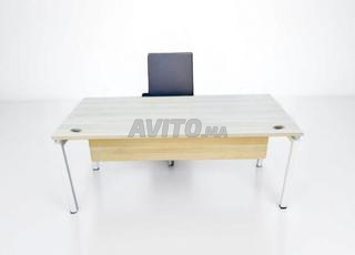 Bureau droit rectangulaire finition chêne 180x80cm