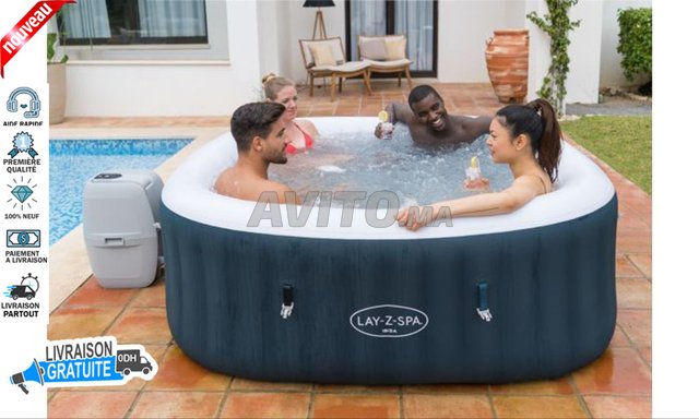 Jacuzzi Portable 180 x 180 x 66 cm 4-6 personnes