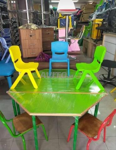 TAble octogonalle 8 place prix revendeur  - 2