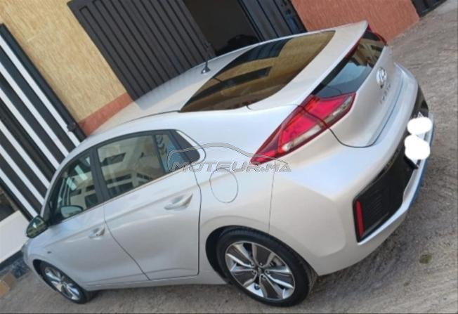 hyundai ioniq hybrid 