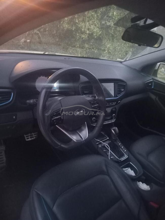 hyundai ioniq hybrid 
