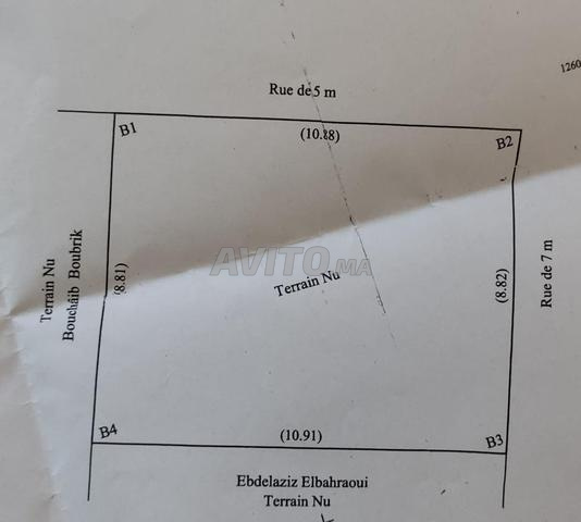terrain choka 100m² à brahmone 