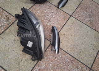 Phare avant Mercedes Classe C W204 2013