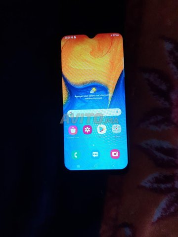 Samsung a20 
