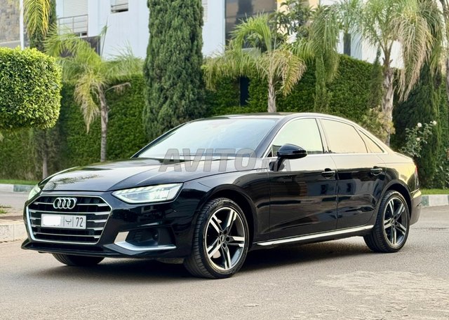Audi A4 business modèle 2021 