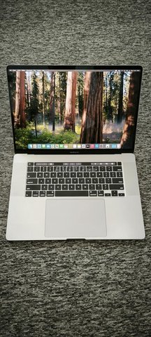 MacBook Pro 16 pouces i7 16go 500go 207 cycles 