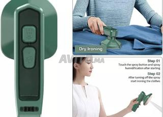 مكواة محمولة