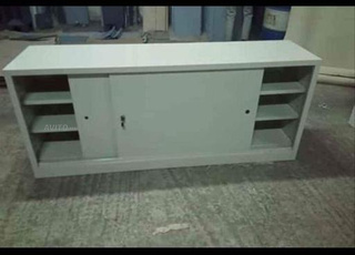 Armoire métallique porte coulisse 