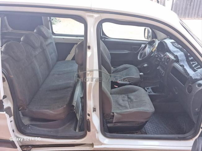 Peugeot Partner Diesel Manuelle 2006 à Ain Aouda