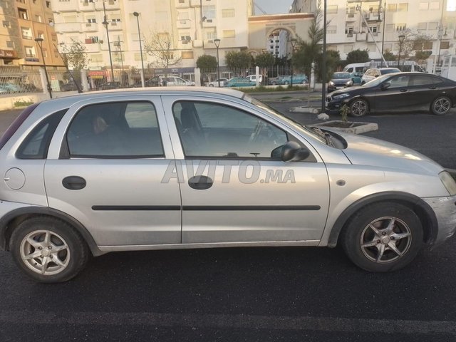 Opel corsa essance
